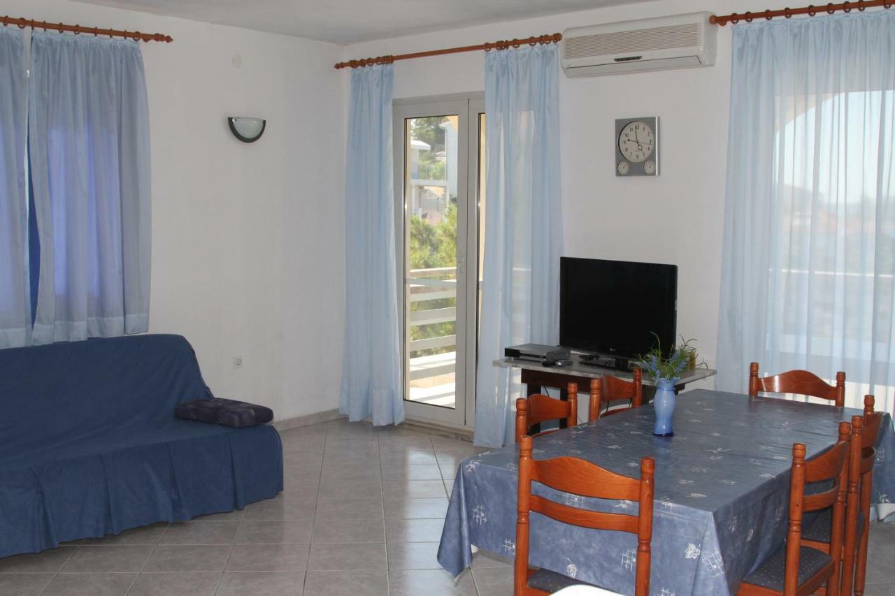 Apartment Speranda Razanj